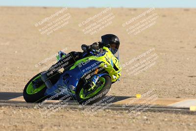 media/Dec-07-2025-CVMA (Sun) [[3e7d2de5dc]]/Race 17-Amateur Formula Middleweight/